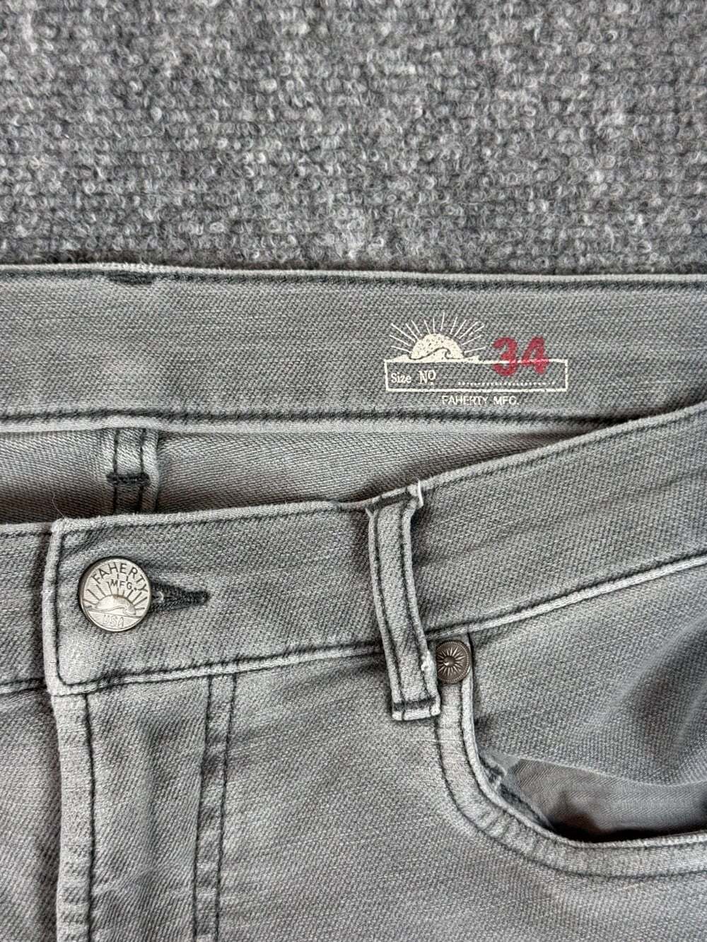 Faherty Gray Denim Jeans Light Wash Cotton Blend Y2K Jean Pants Size 34 - Picture 9 of 10
